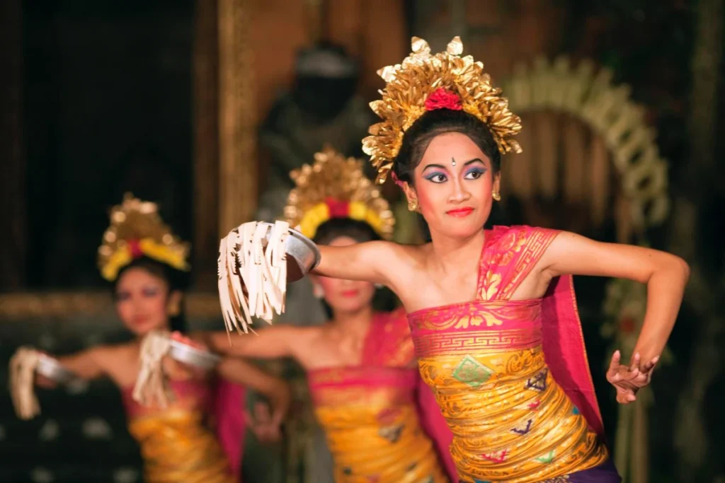 Pendet-dance-bali